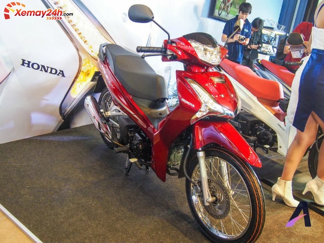 Giá xe Wave 125i Thái Lan