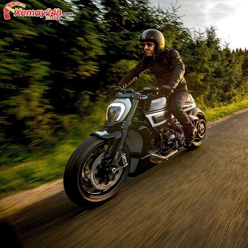 XDiavel cho cảm giác lái mạnh mẽ và ổn định