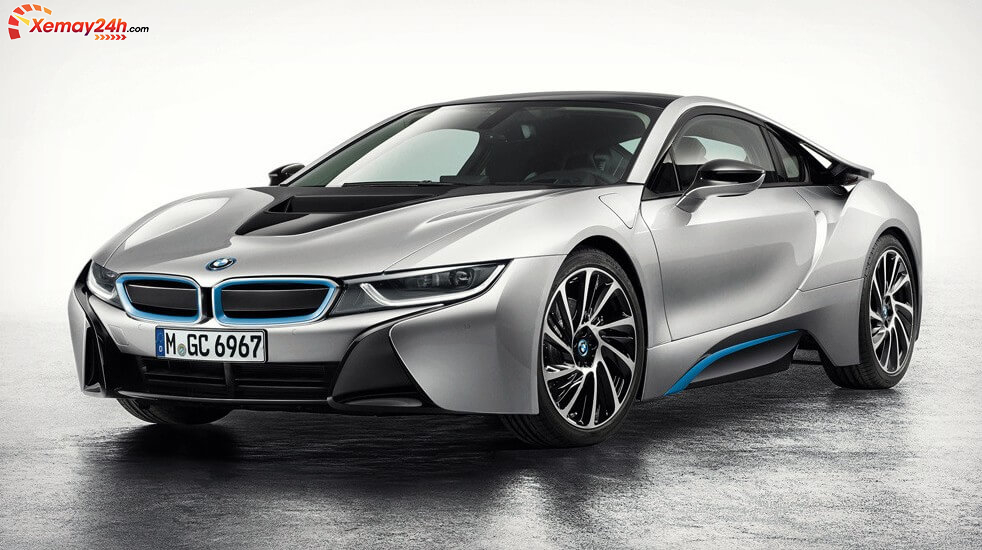 BMW i8 2020 với phiên bản màu ánh bạc
