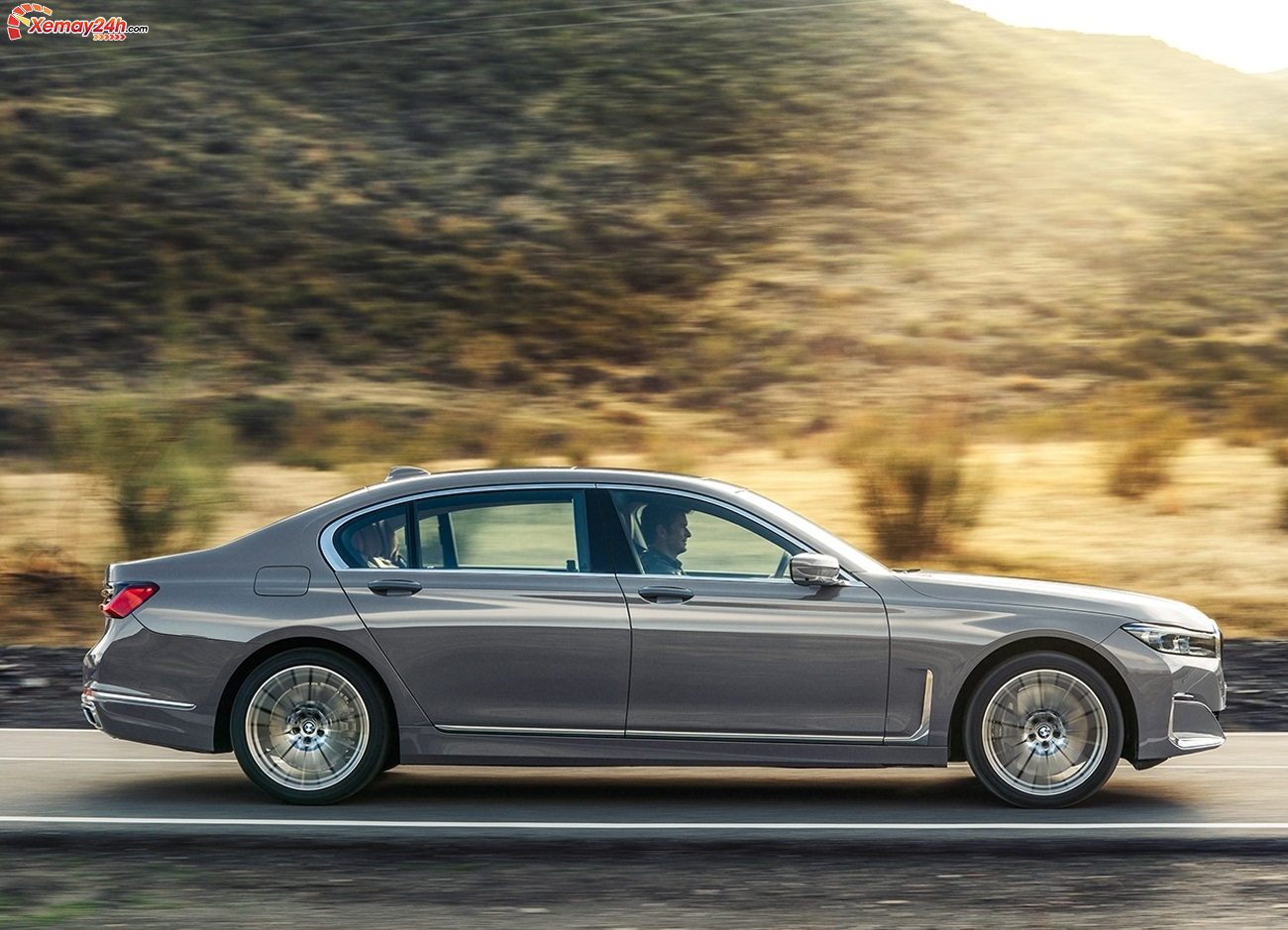 Được nhà BMW chú trọng mạnh về hệ thống trang bị an toàn