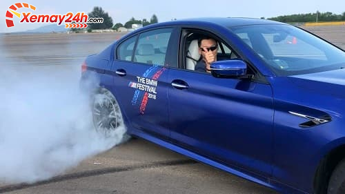 Một màn drift xe của chuyên gia KK Wong.