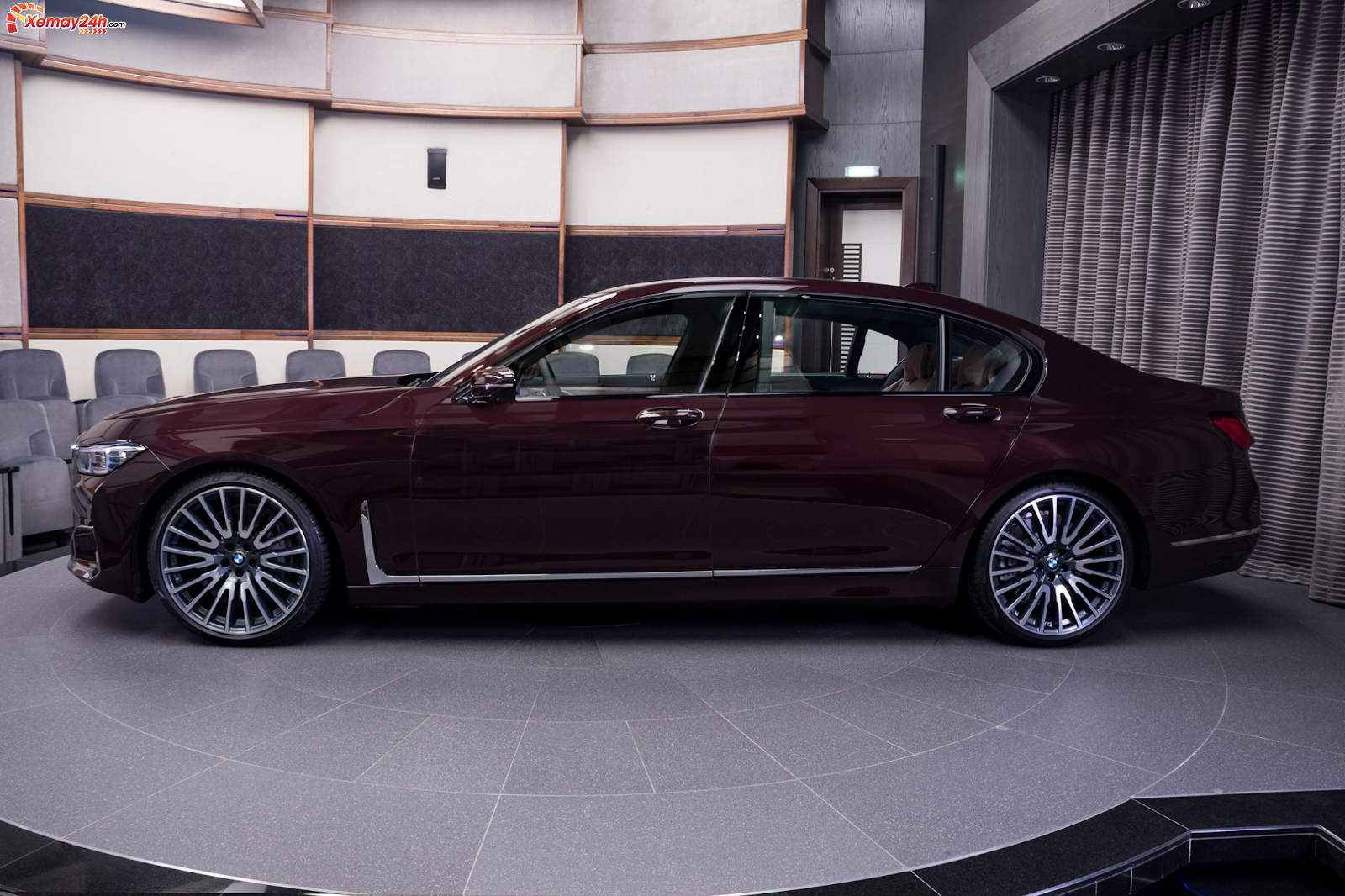 Thiết kế thân xe BMW 750Li