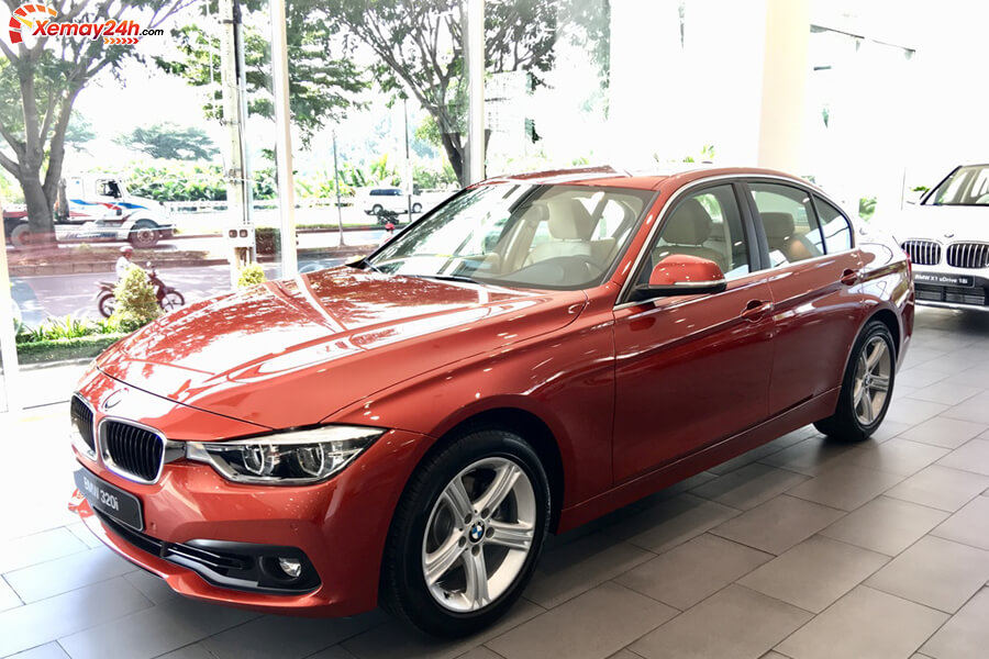 Thiết kế thân xe ấn tượng sang trọng của BMW 320i 2020