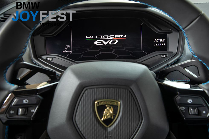 màn hình hiển thị của huracan evo